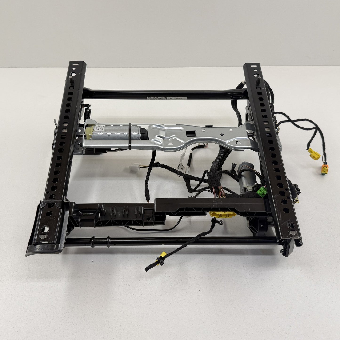 2008-2014 Mercedes-Benz C250 W204 Right Front Lower Seat Track Rail Frame OEM