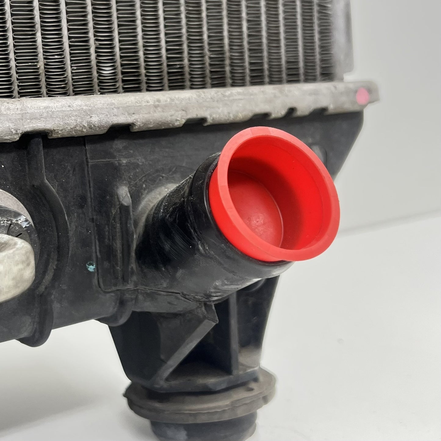 10-11 Chevrolet Camaro SS 6.2L Radiator Condenser Fan Assembly 3E012218 OEM