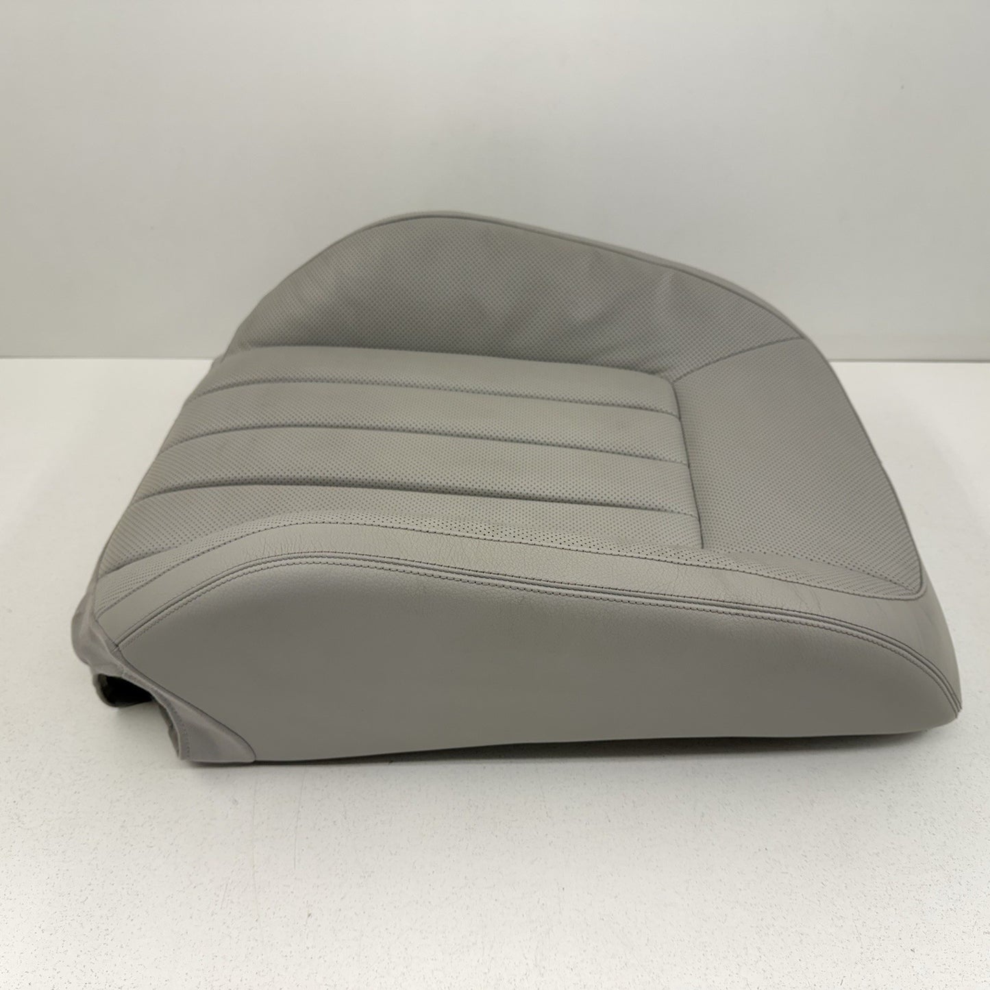 12-14 Mercedes W218 CLS550 Right Front Upper Seat Cushion Leather Gray OEM