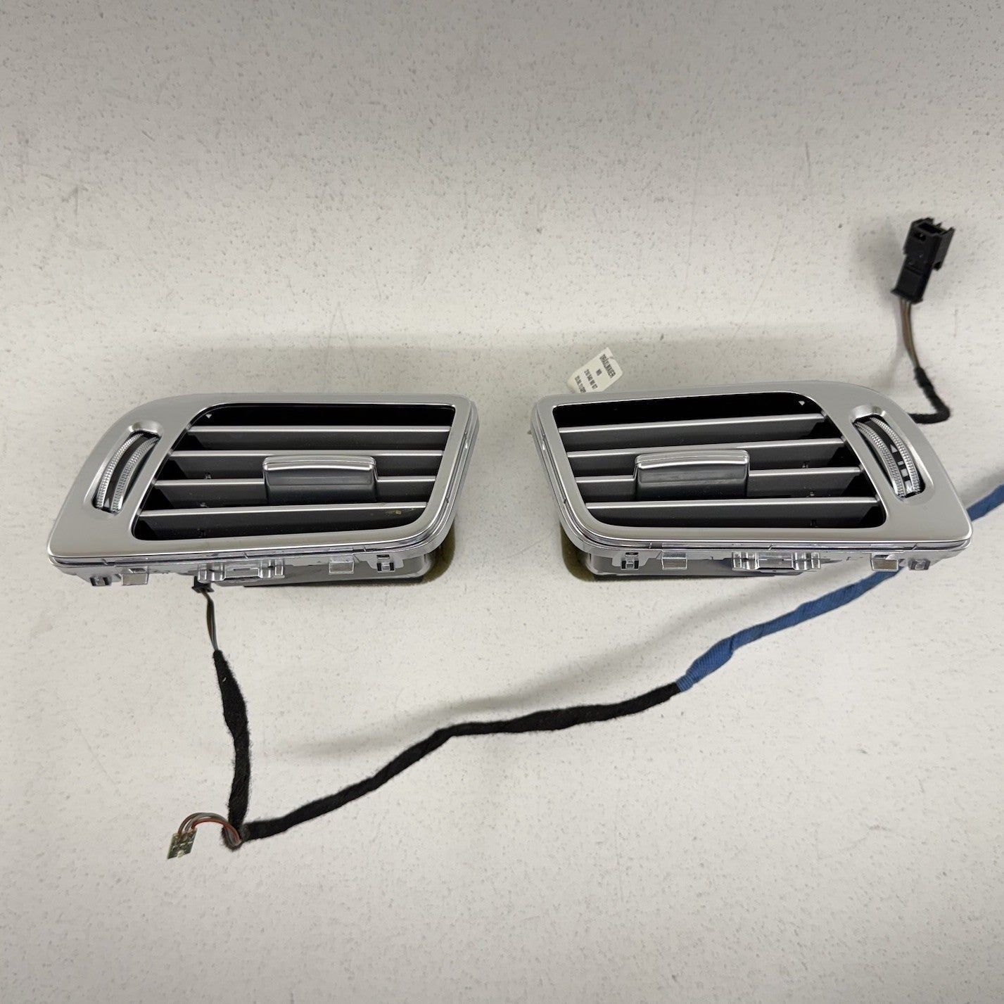 12-18 Mercedes W218 CLS550 Dashboard Dash A/C Air Vent Grill Trim Set OEM