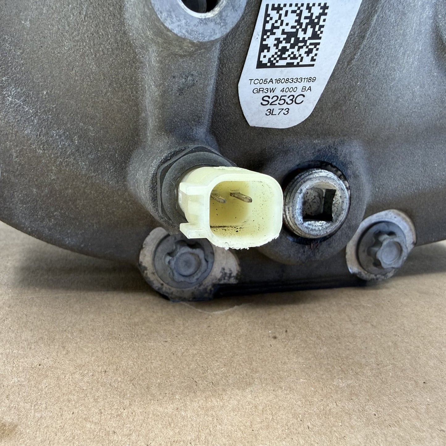 2015-2023 Ford Mustang GT Manual Rear Torsen Differential Diff 3.73 Ratio OEM