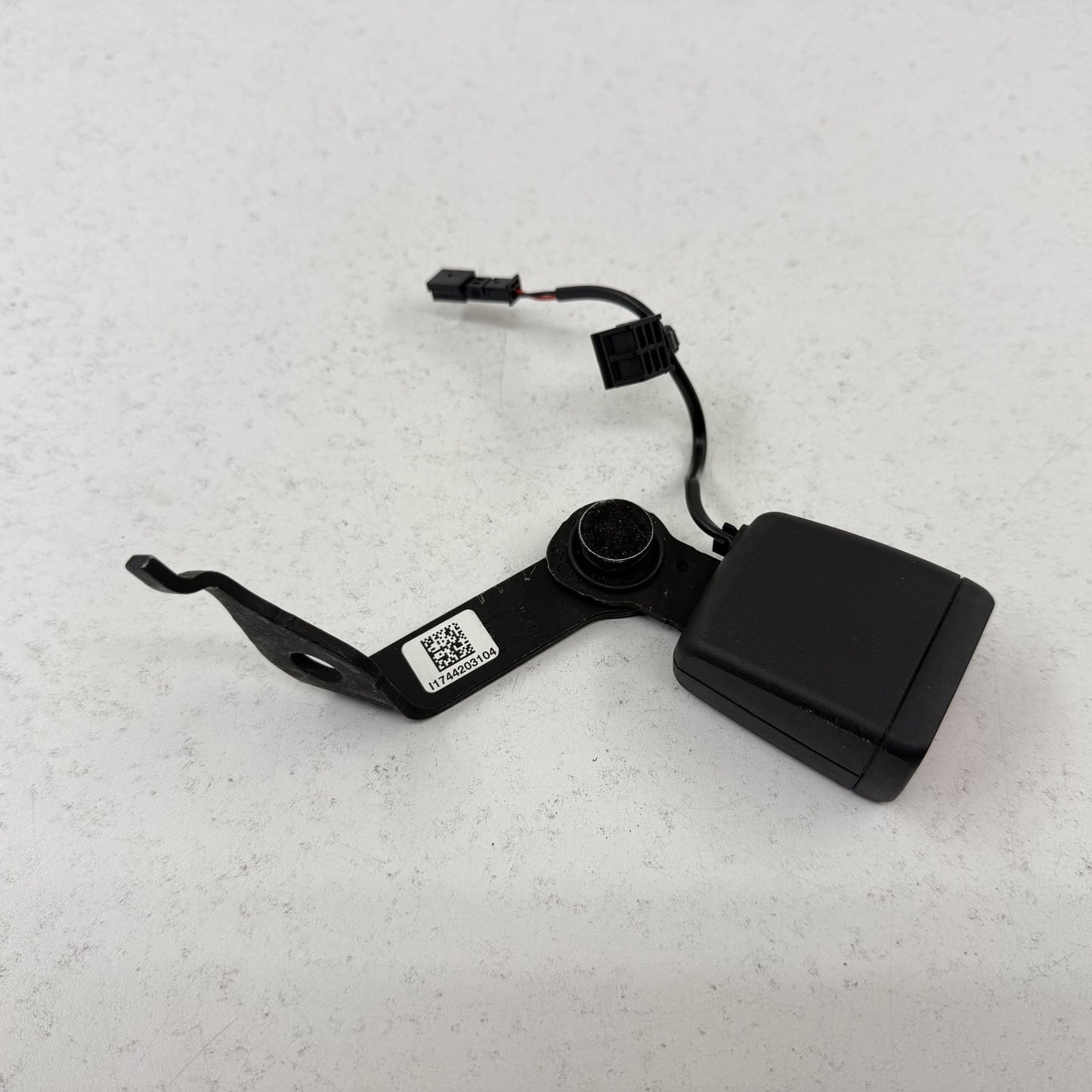 2021-2026 BMW M4 M440i 430i G22 G82 Coupe Driver Left Rear Seat Belt Buckle OEM