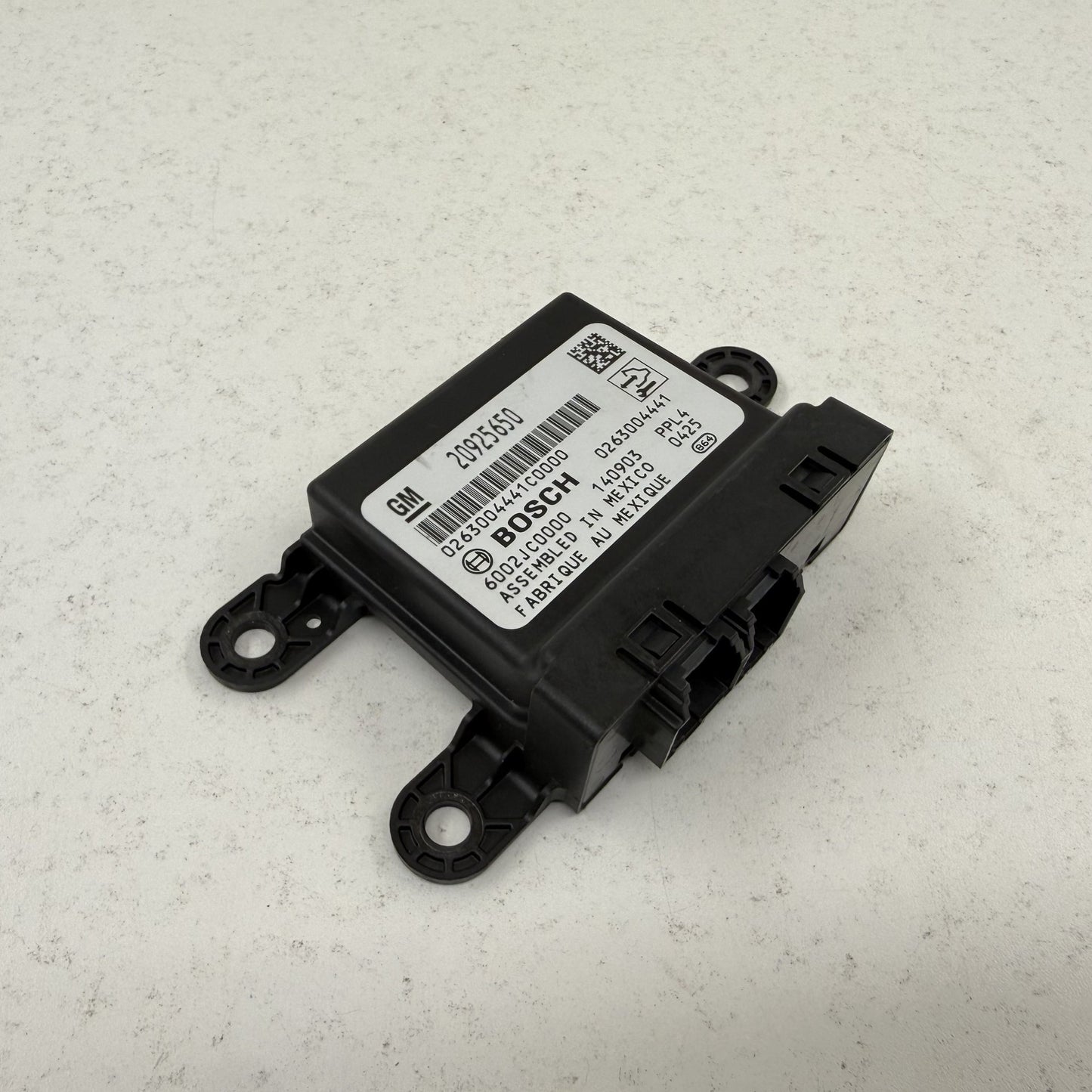 2010-2015 Chevrolet Camaro Parking Assist Control Module 20846676 OEM
