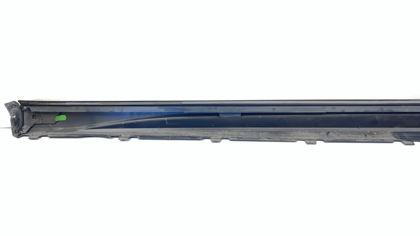 22-25 VOLKSWAGEN GOLF R MK8 PASSENGER RIGHT SIDE SKIRT ROCKER PANEL TRIM OEM