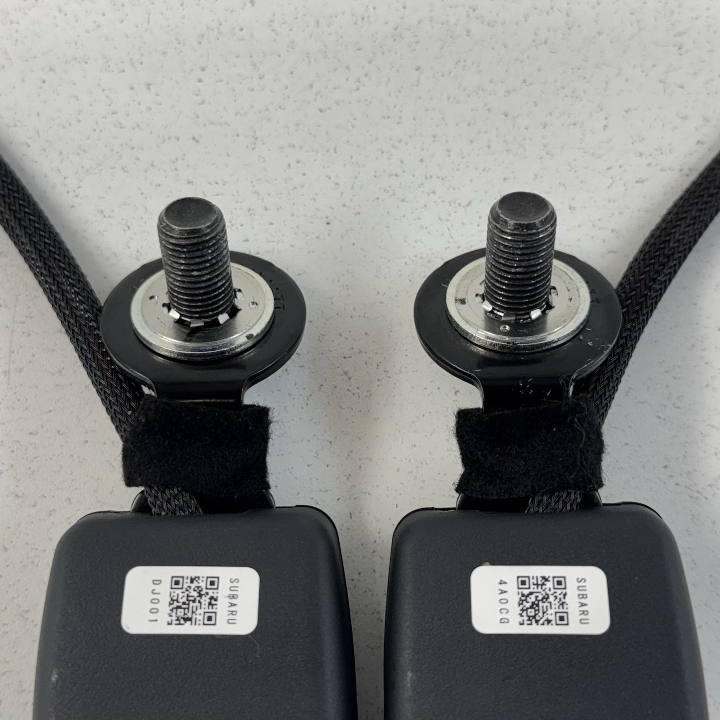 22-26 Toyota GR86 BRZ Rear Seat Belt Seatbelt Buckle Pair Left & Right OEM