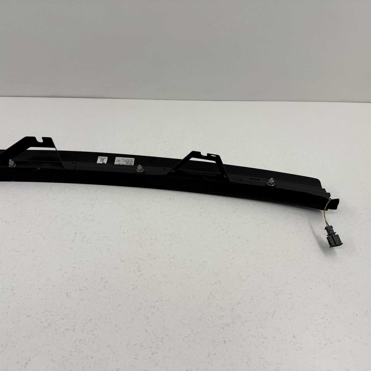 2014-2018 Bentley Flying Spur Rear 3rd Third Brake Light Lamp 3W5945399F OEM