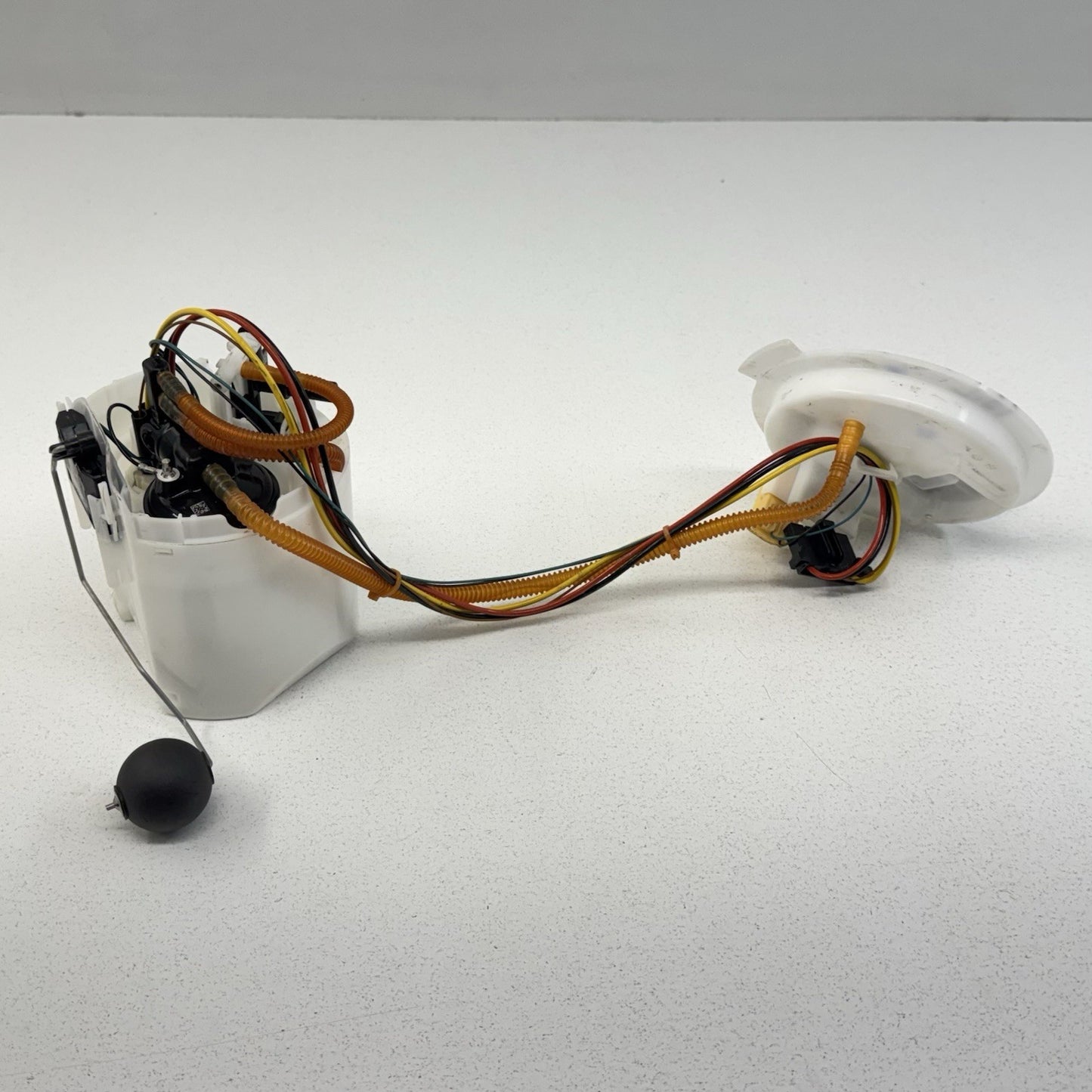 18-24 BMW G01 X3 Gas Tank Fuel Pump Sending Unit 2284693 OEM
