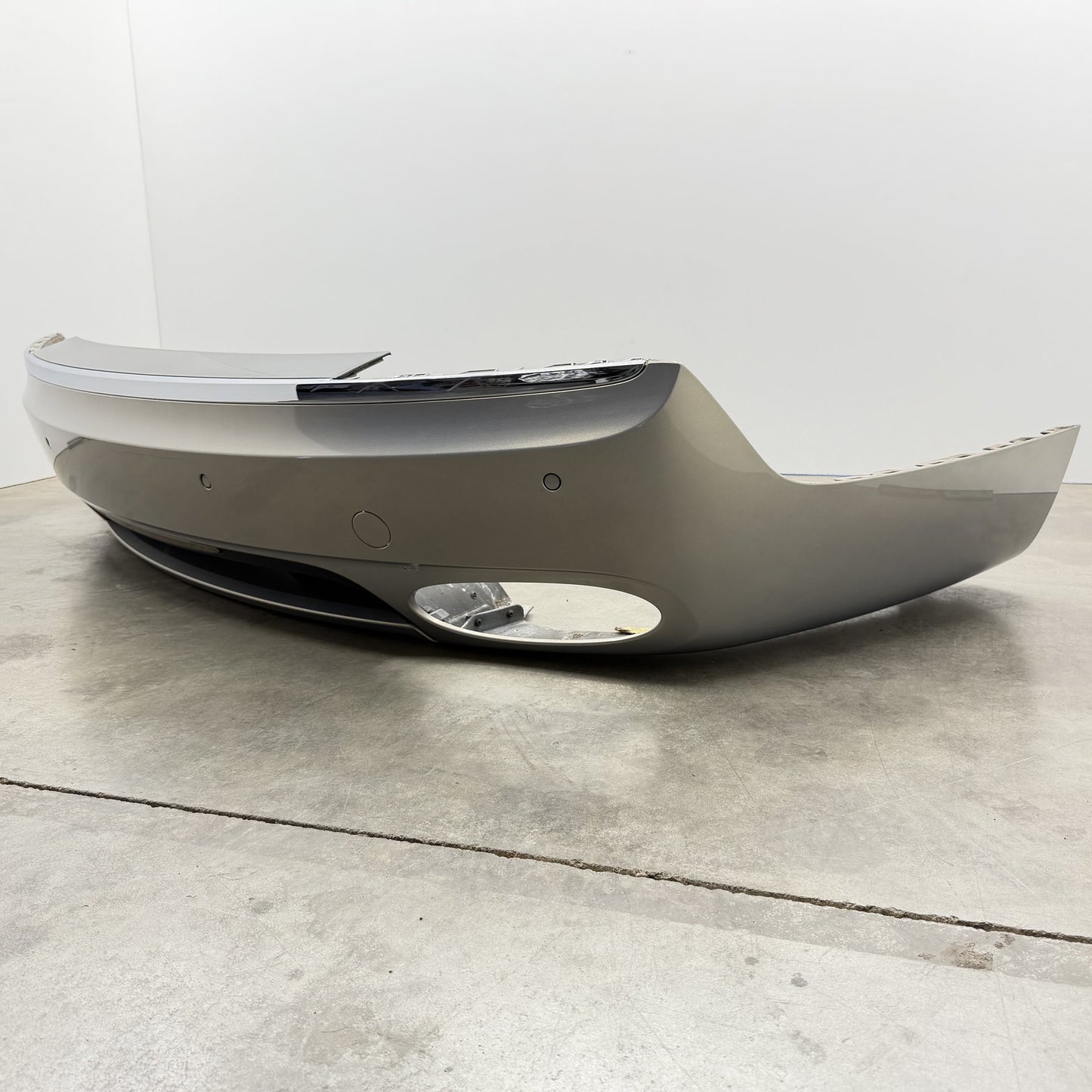 14-18 Bentley Flying Spur Rear Bumper Cover Complete W/ Diffuser & Sensors OEM