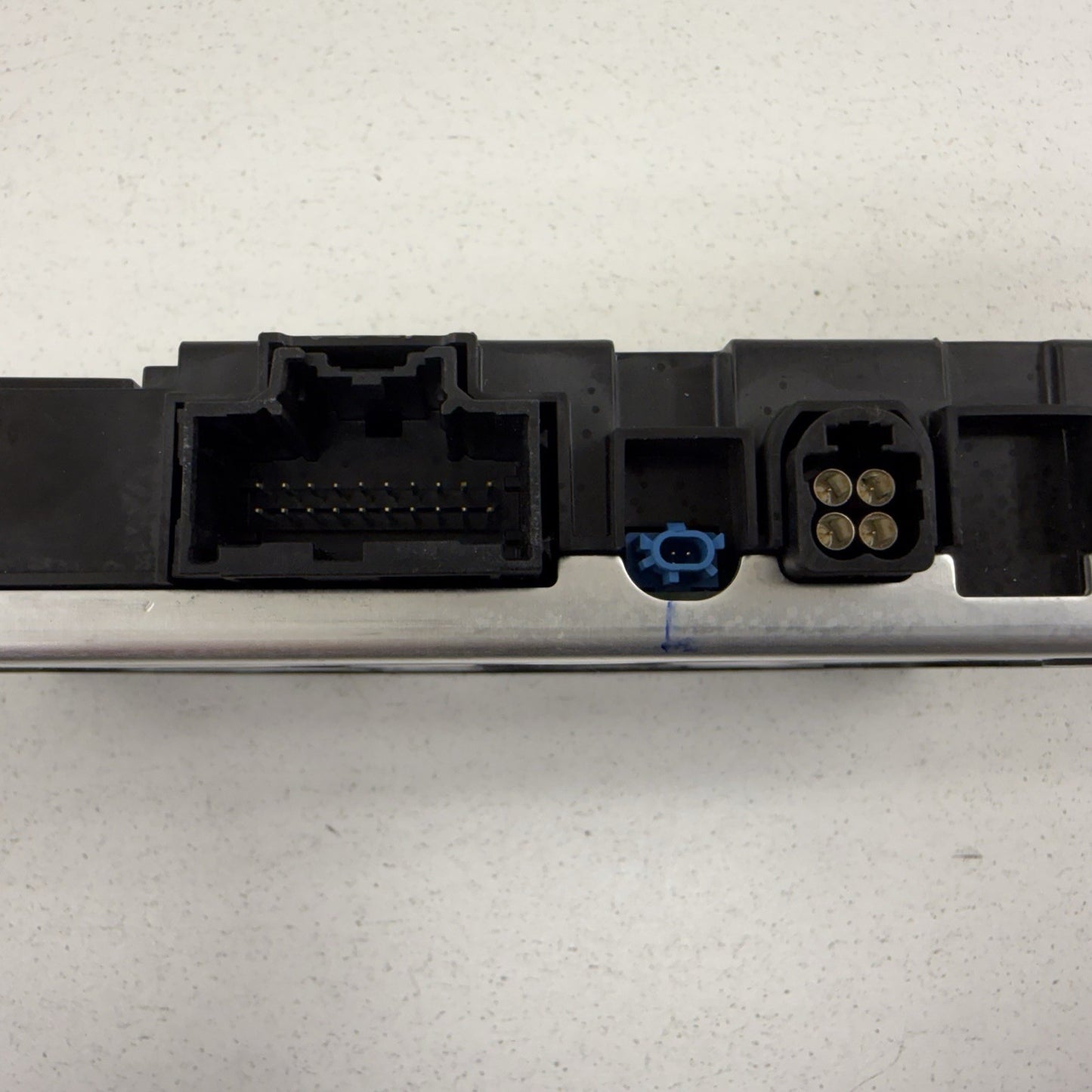 24-25 Ford Mustang Telematics Communications Module NU5T-14H074-FEM OEM