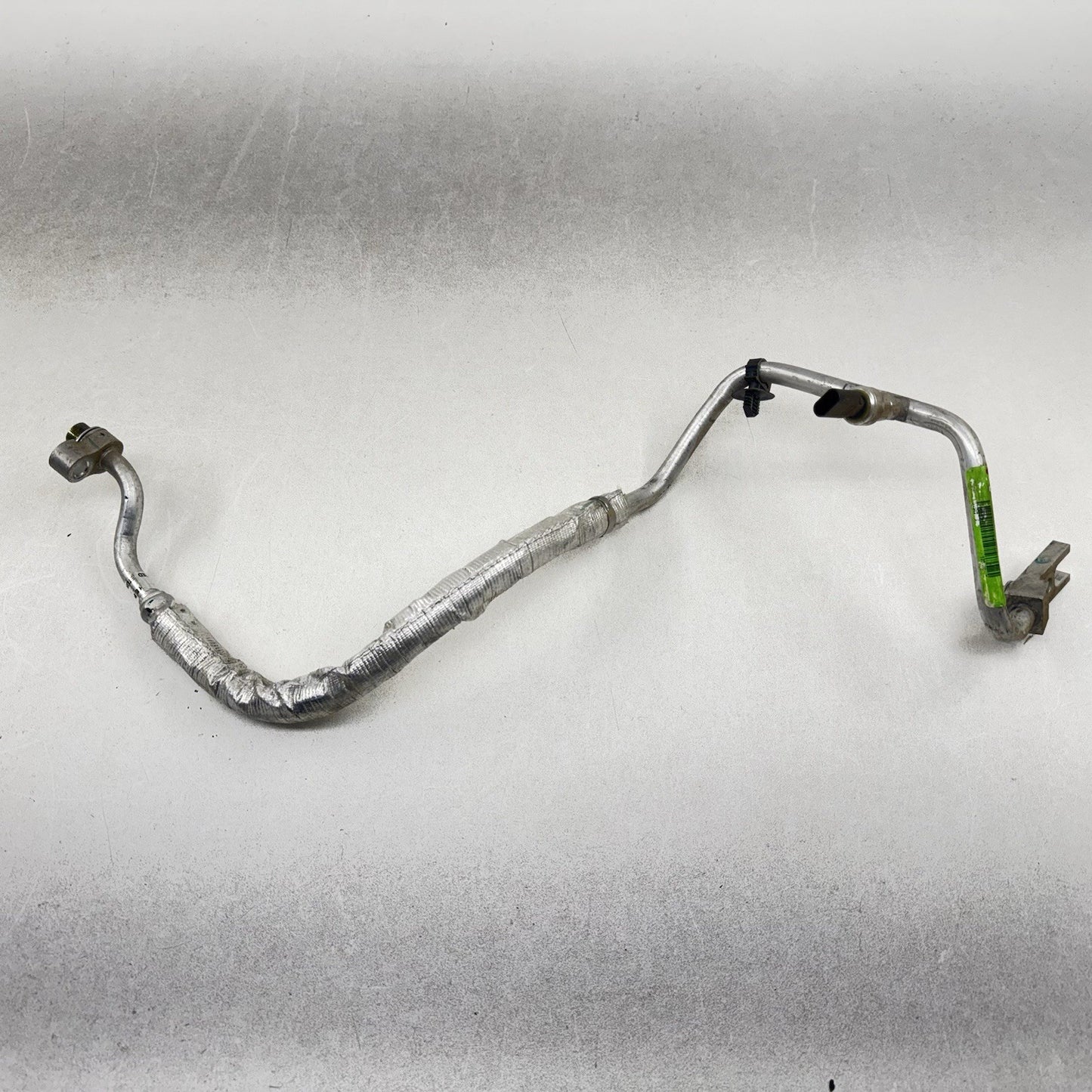 19-24 RAM 2500 3500 HVAC AC AIR DISCHARGE LINE HOSE PIPE TUBE 68363154AB OEM