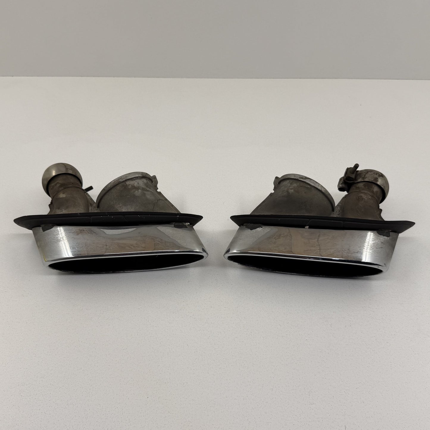 2014-2018 Bentley Flying Spur 6.0L W12 Rear Exhaust Muffler Tip Pair OEM