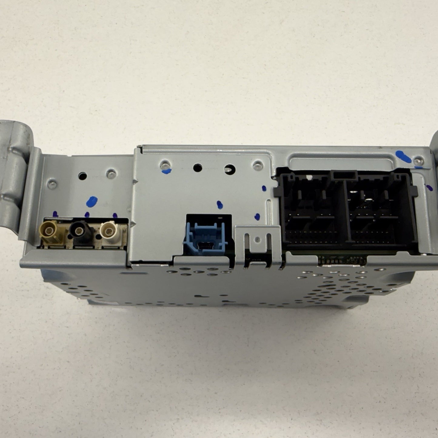 24-25 Ford Mustang Sync 4 AM FM HD Radio Audio Receiver PR3T-18D890-DLG OEM