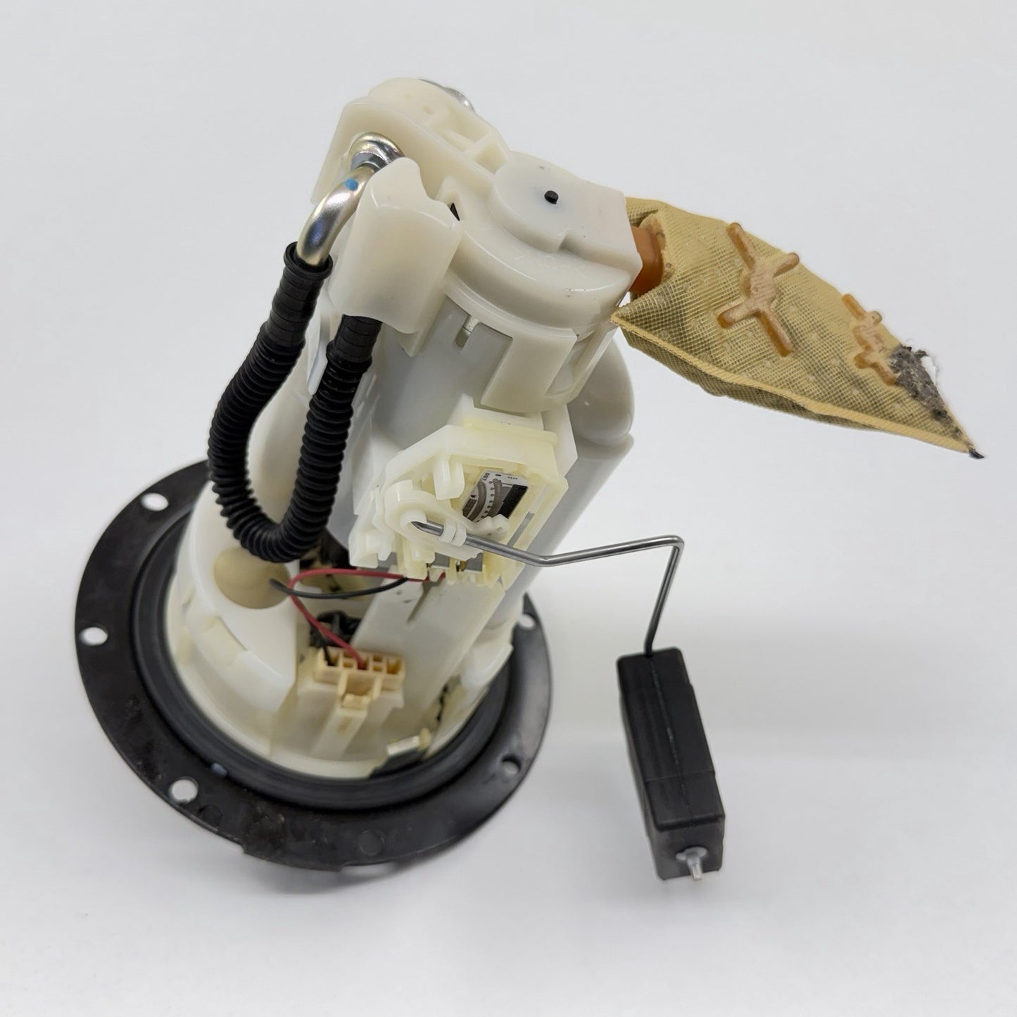 14-16 Toyota Highlander hybrid Gas Tank Fuel Pump Sending Unit 77020-48140 OEM