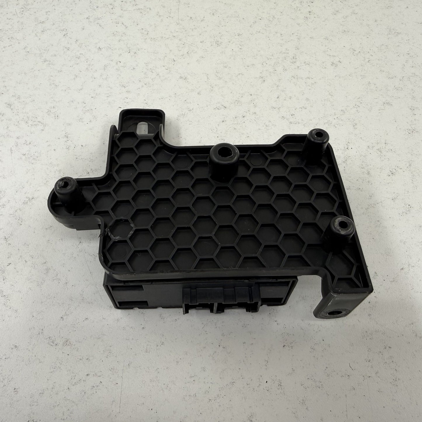 2018-2024 Dodge Durango Network Gateway Control Module 068492545AA OEM
