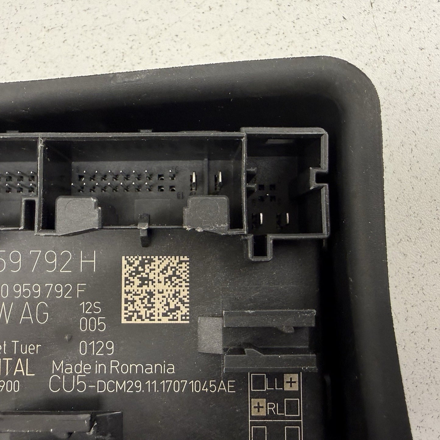 18-20 Audi S5 Passenger Right Front Door Control Module 4M0959792H OEM