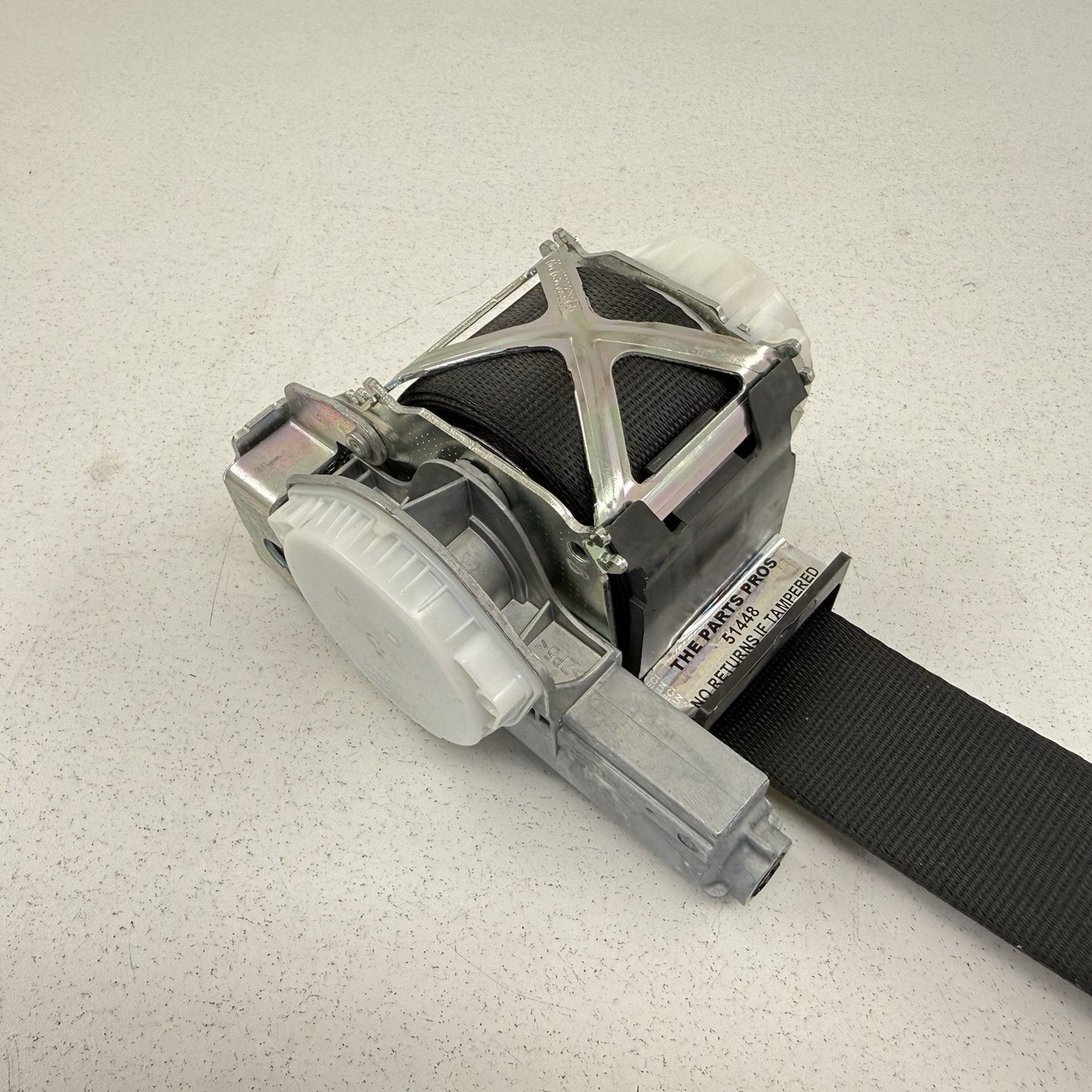 15-18 BMW F80 M3 Passenger Right Front Seatbelt Seat Belt Retractor Black OEM