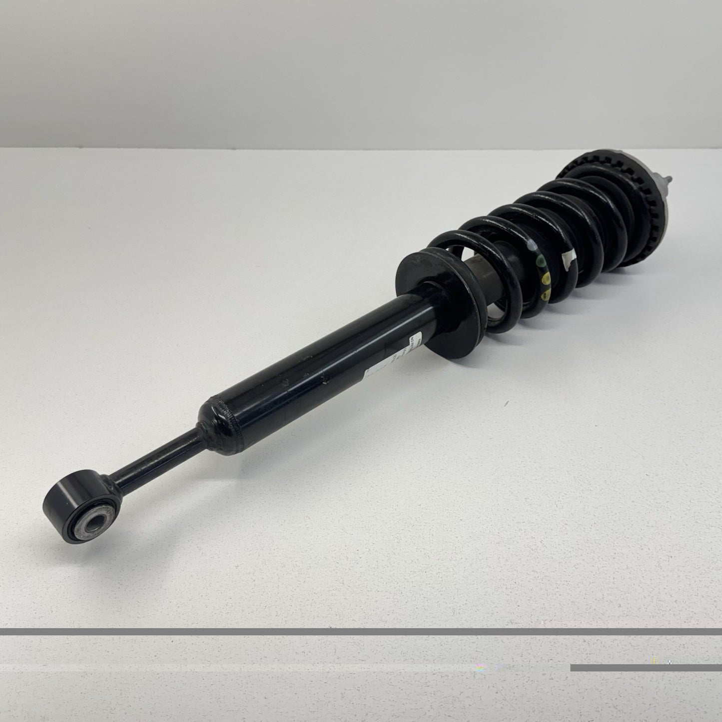 17-24 Maserati Ghibli RWD Front Left or Right Shock Strut Spring Absorber OEM