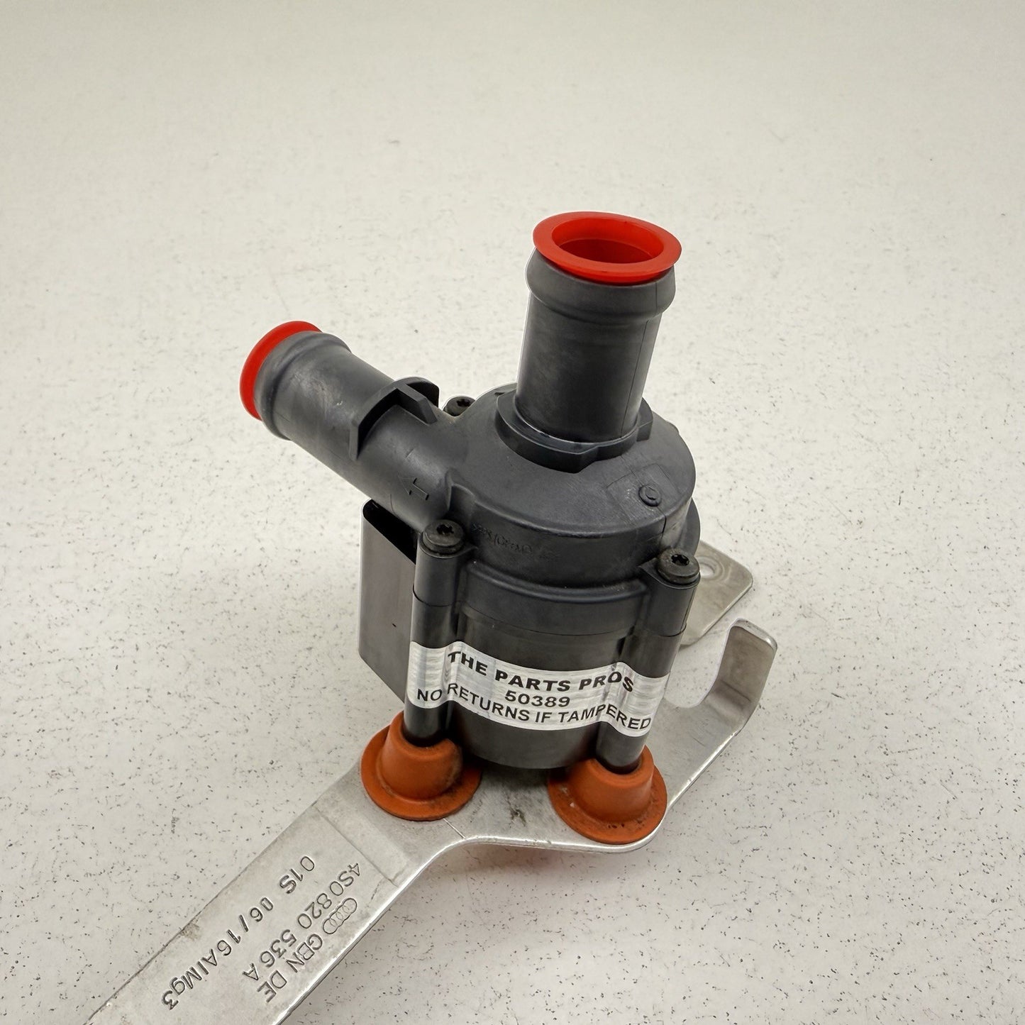 17-23 Audi R8 Auxiliary Coolant Water Pump With Bracket 06H121601N OEM