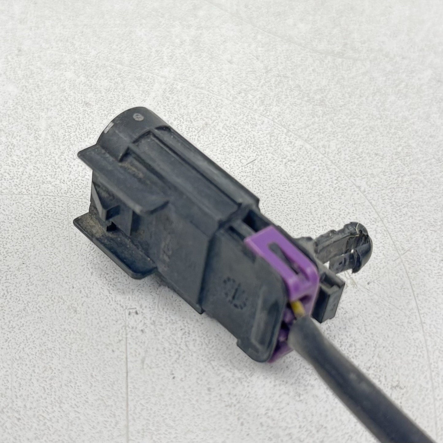 12-15 Chevrolet Camaro ZL1 Front Hood Lock Latch With Wire Harness 22787038 OEM