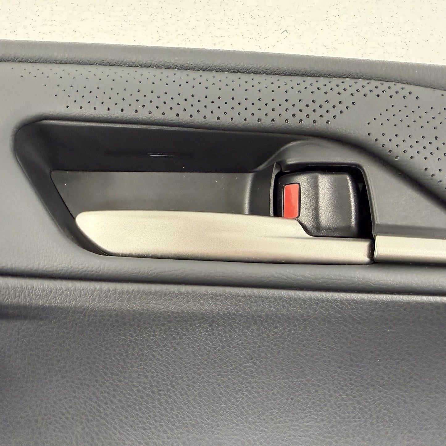 25-26 Toyota Camry XSE Passenger Right Front Door Panel Interior Trim OEM