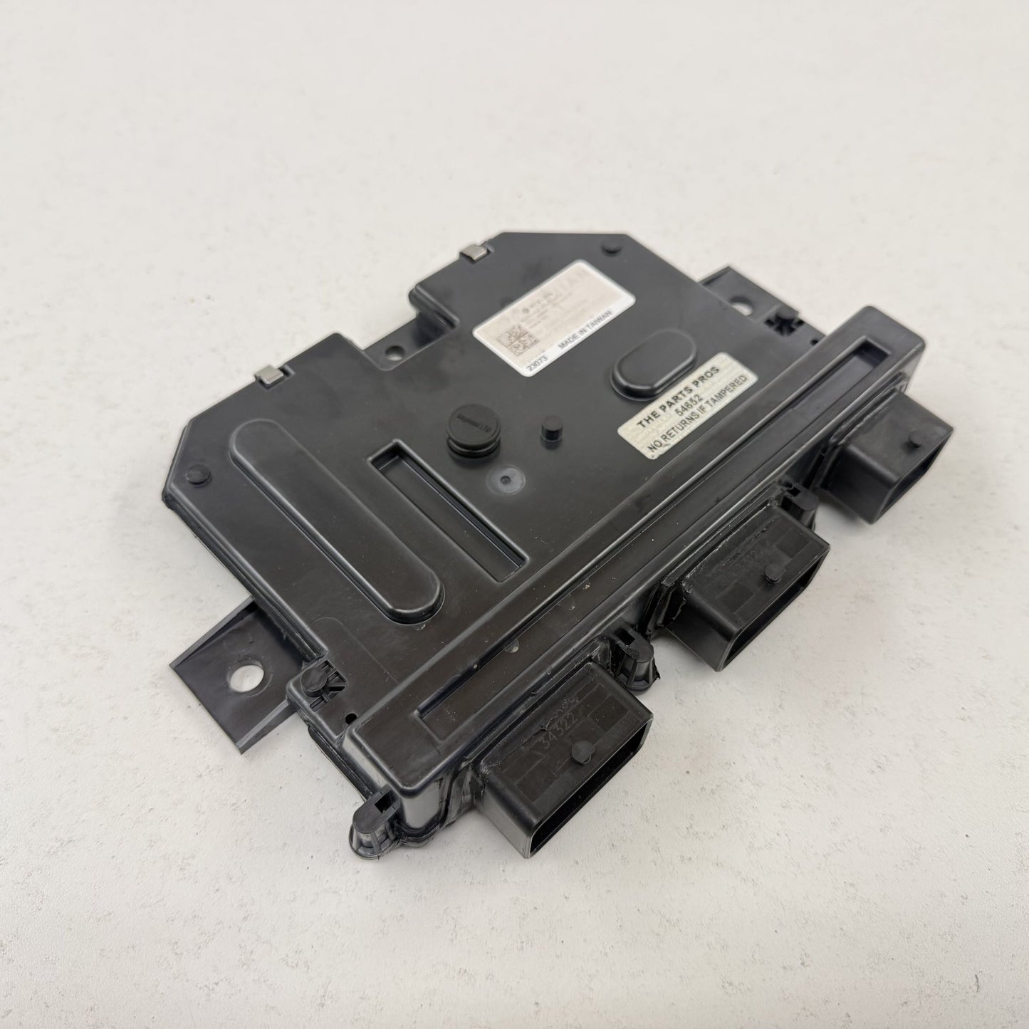 2022-2024 Rivian R1S R1T Power Bed Tailgate Control Module PT00054997-H OEM