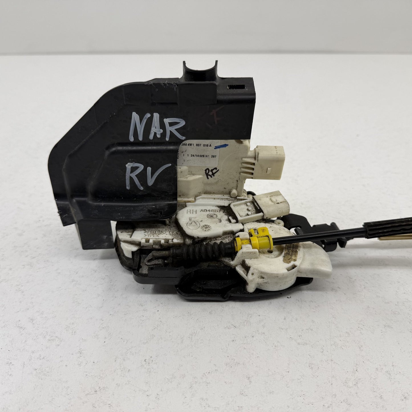 2014-2018 Bentley Flying Spur Passenger Right Front Door Lock Latch Actuator OEM