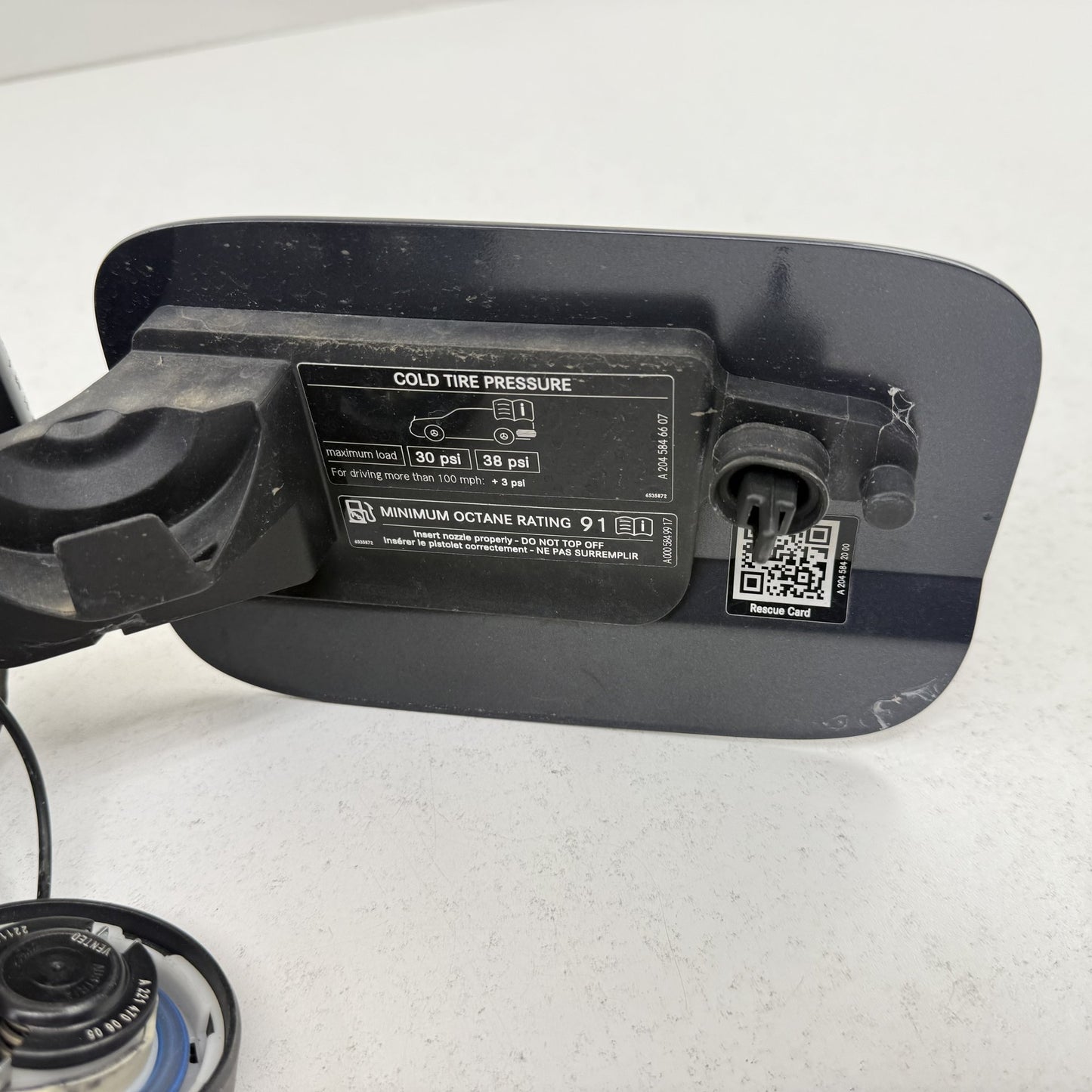 2008-2014 Mercedes-Benz C250 W204 Fuel Tank Gas Cap Door Lid Cover OEM