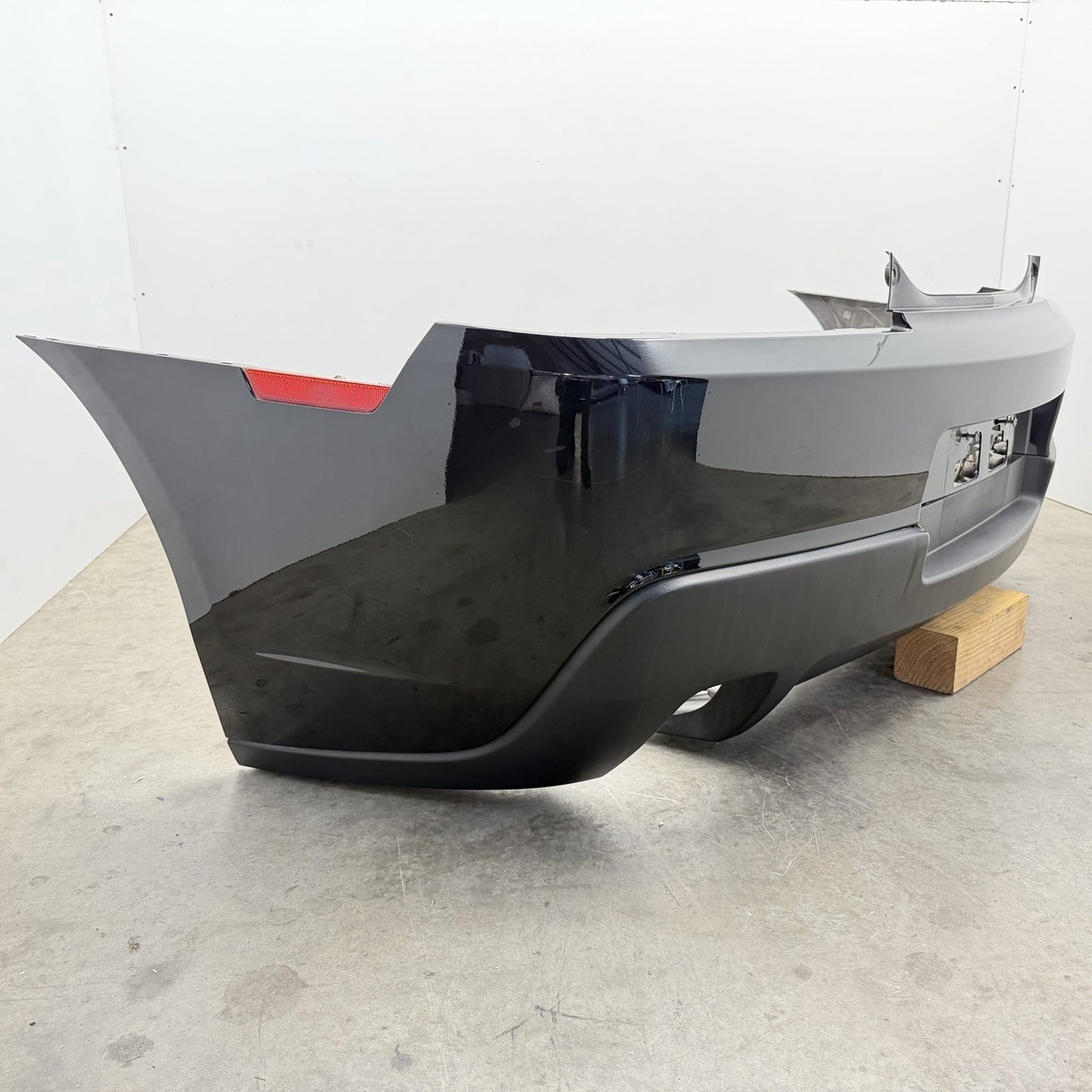 14-15 Chevrolet Camaro SS Rear Bumper Cover Complete W/ Diffuser Black OEM