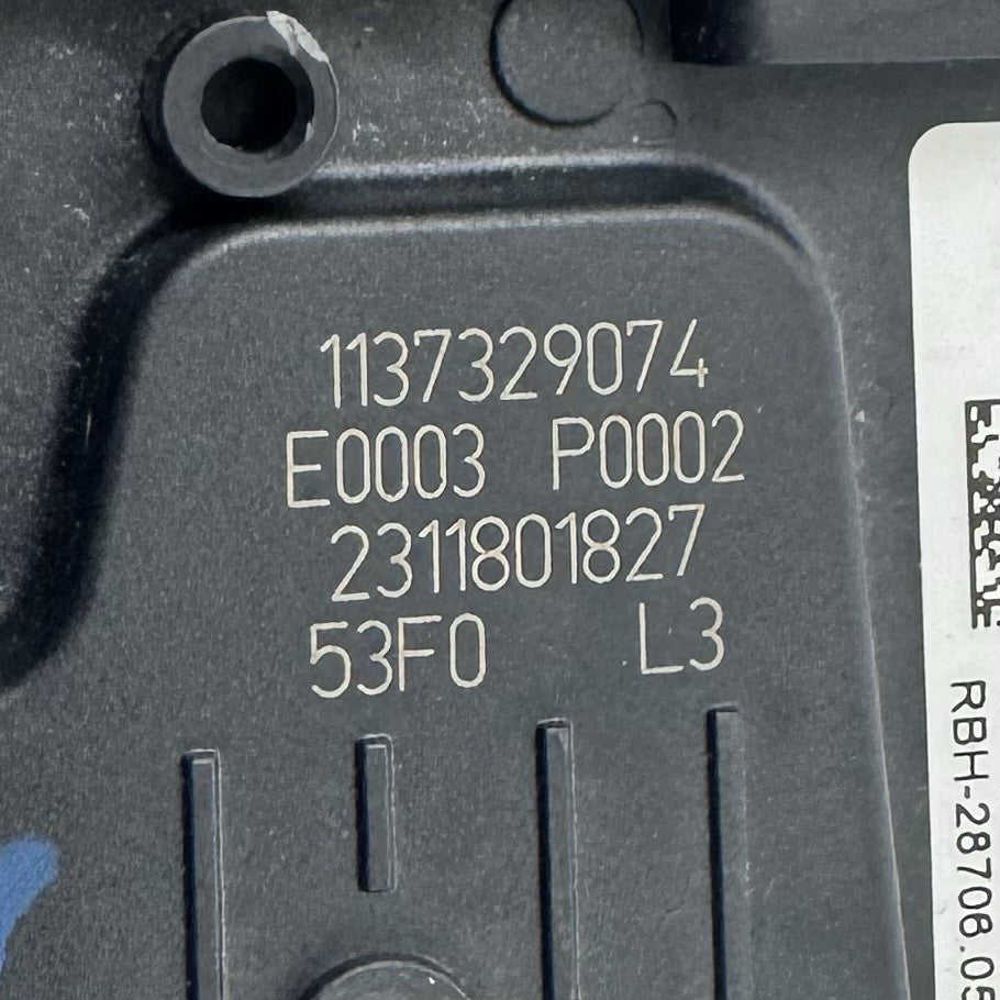 22-25 VOLKSWAGEN GOLF R MK8 FRONT WINDSHIELD WIPER MOTOR 5H1955119B OEM