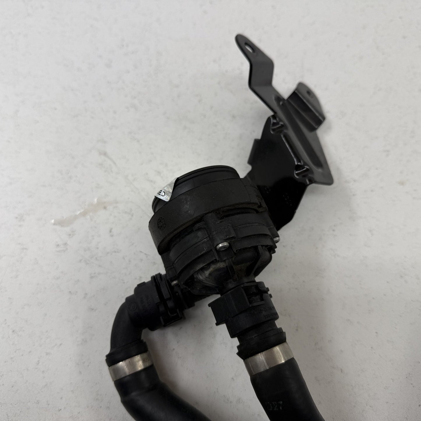 2021-2026 BMW M3 M4 G80 G82 S58 Engine Auxiliary Coolant Water Pump W/ Lines OEM