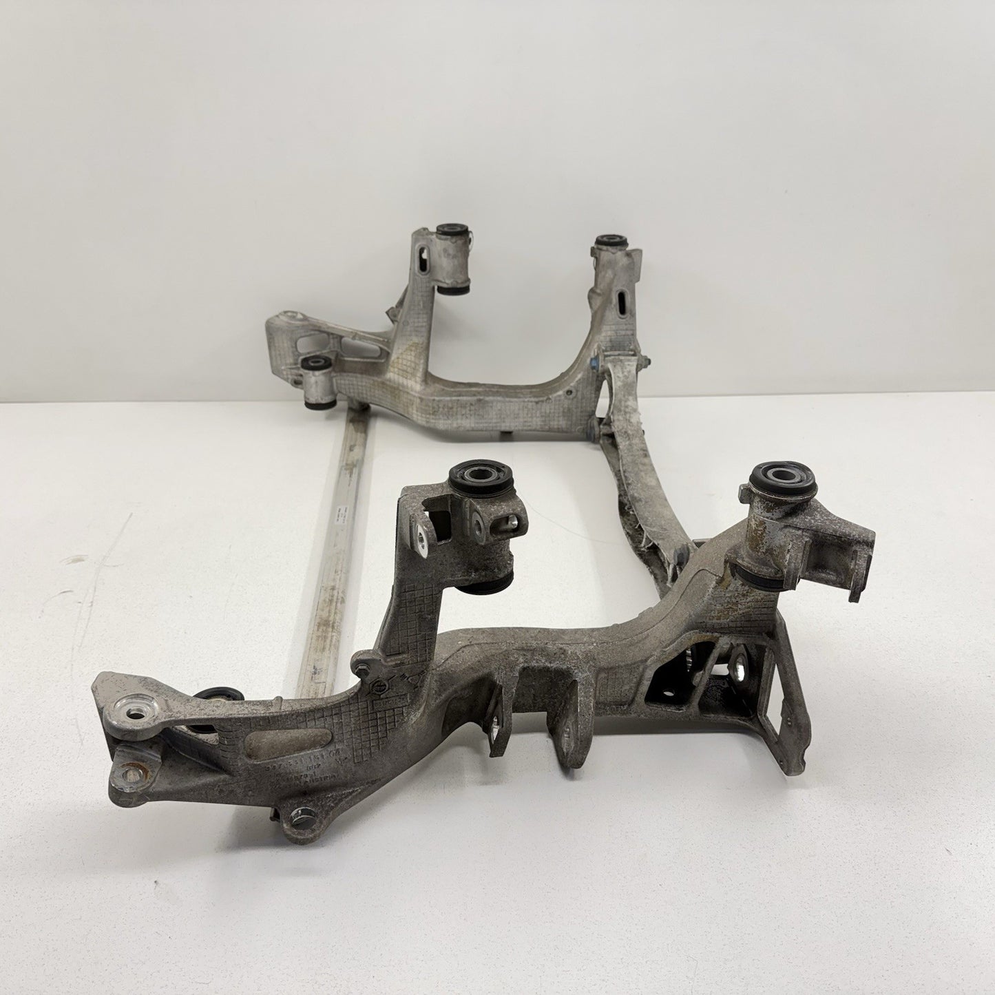 05-12 Porsche 911 997 Carrera 4S Rear Subframe Crossmember Suspension Support