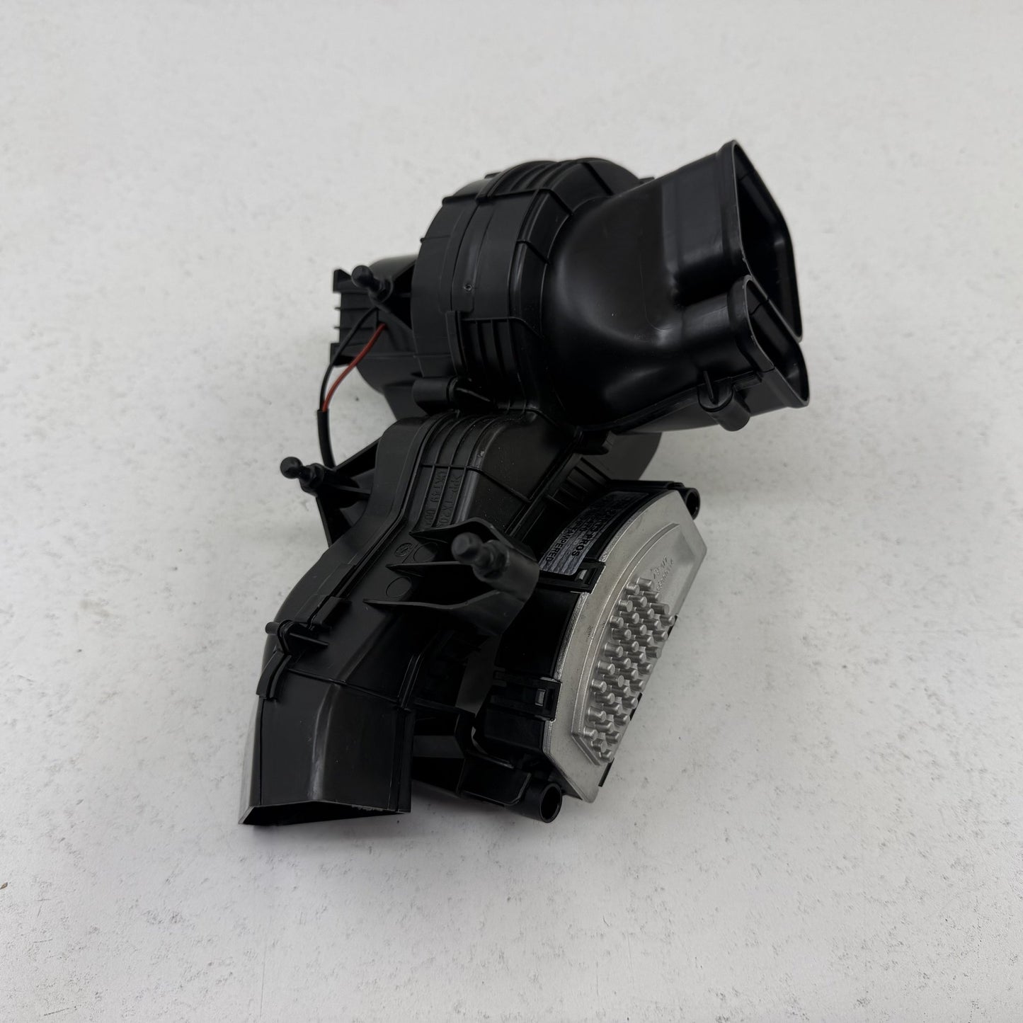 2014-2018 Bentley Flying Spur Right AC Air Booster Blower Motor W/ Resistor OEM