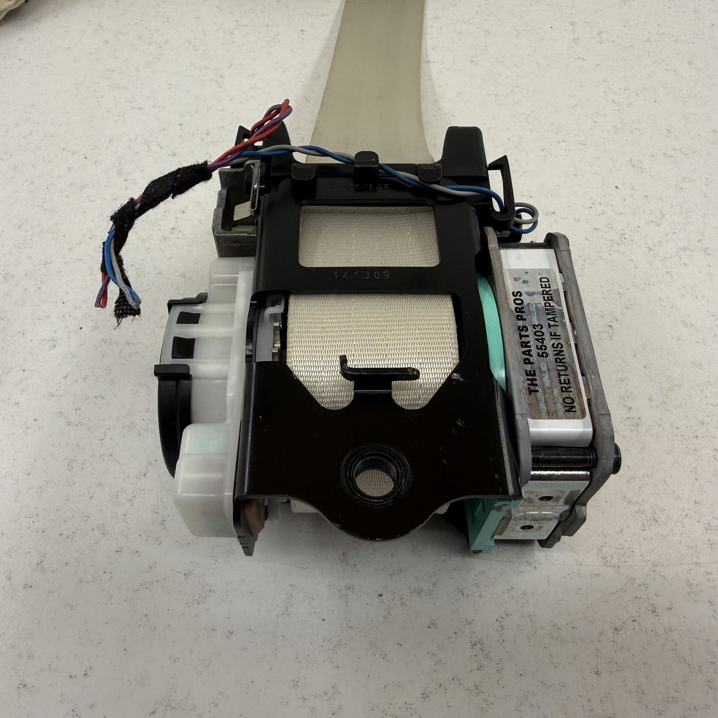 2014-2018 Bentley Flying Spur Right Front Seatbelt Seat Belt Retractor OEM