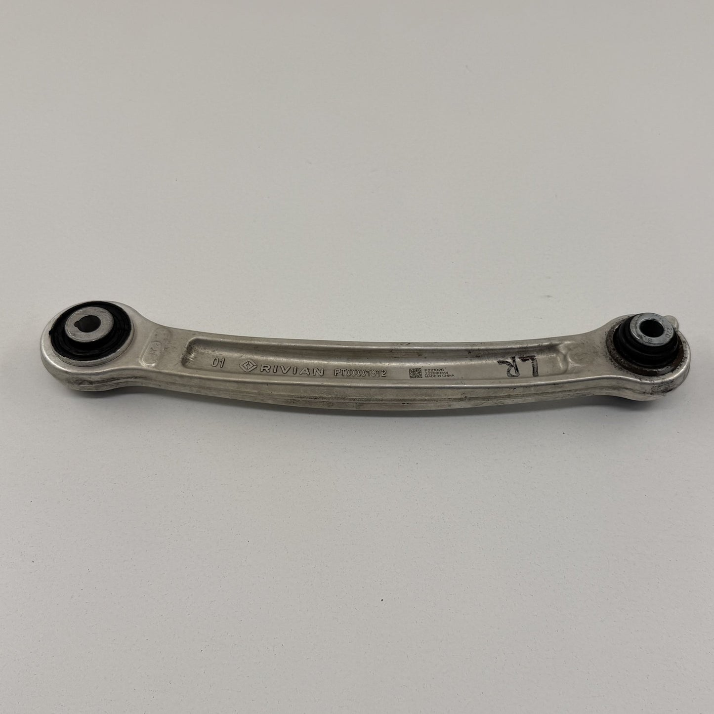 2022-2024 Rivian R1S R1T Driver Left Rear Control Arm Suspension Set OEM