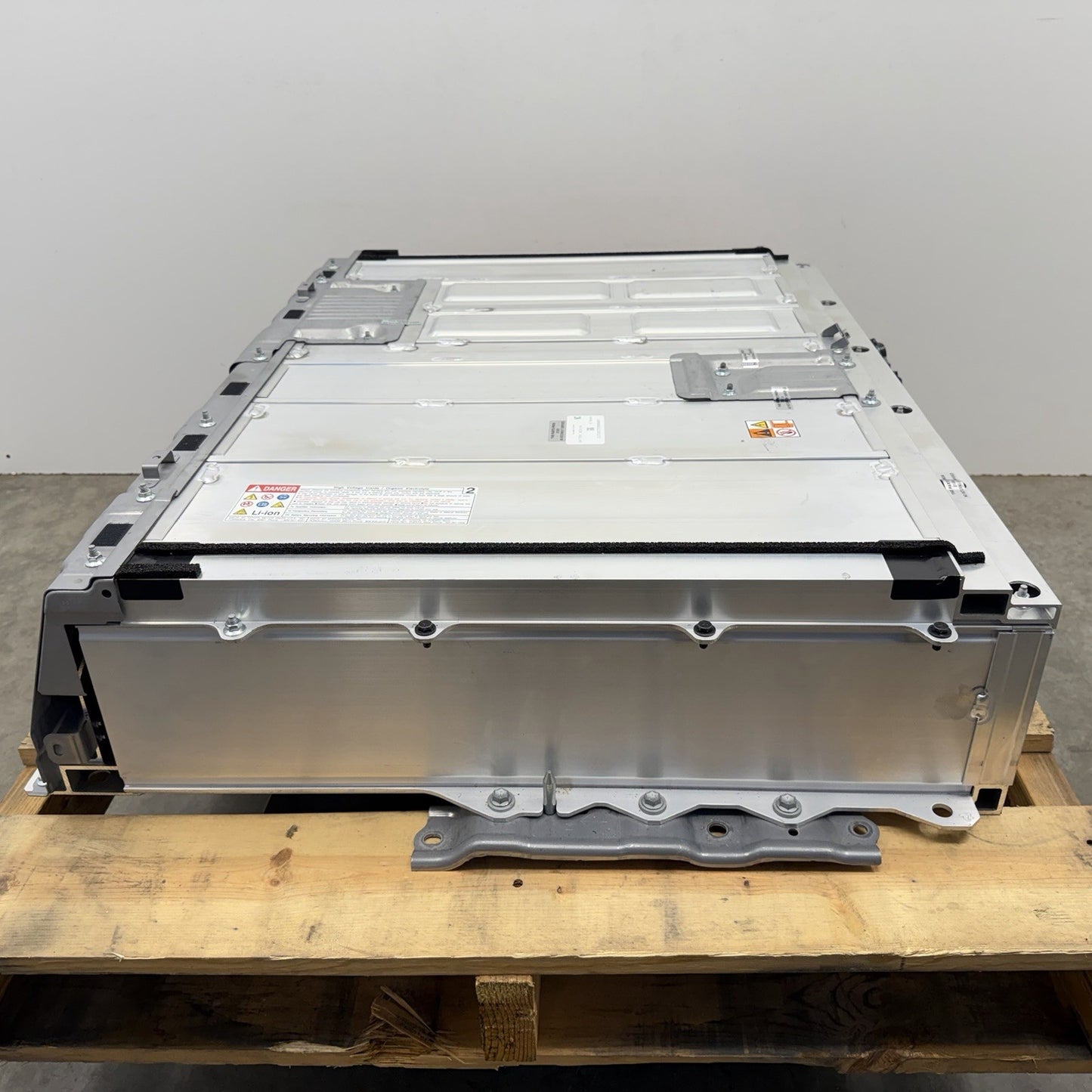 17-22 Toyota Prius Prime 8.79 kWh Lithium Ion Battery Pack G9280-47270 OEM