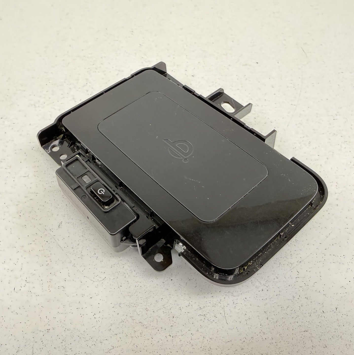 19-22 Toyota Prius / Prius Prime Wireless Phone Charging Pad Control Module OEM