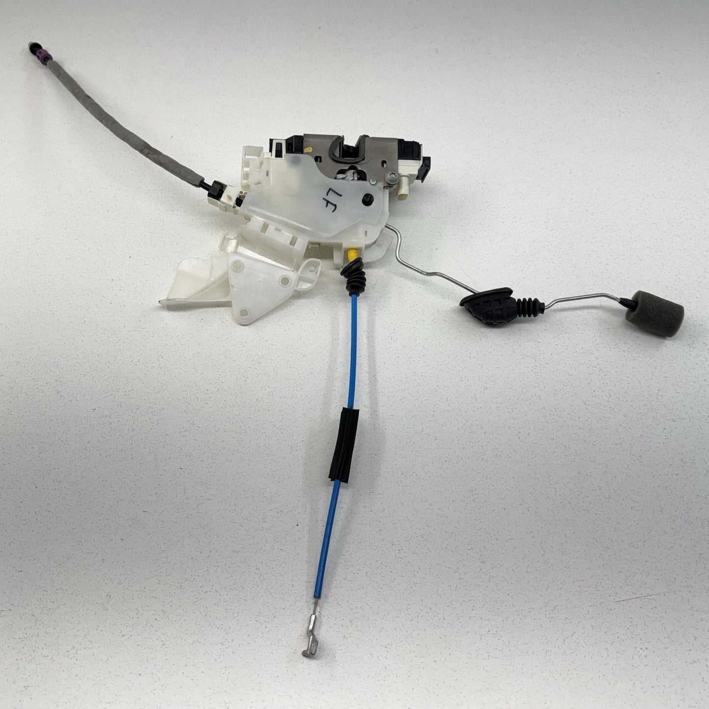10-16 Mercedes W212 E350 Driver Left Front Door Latch Lock Actuator OEM