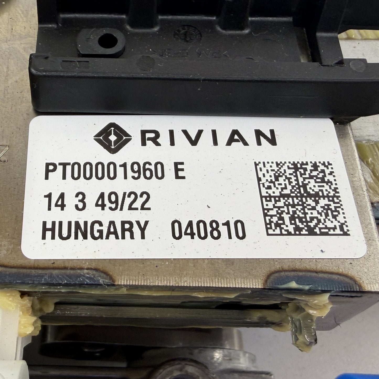 2022-2024 Rivian R1S R1T Power Adjustable Steering Column Assembly OEM