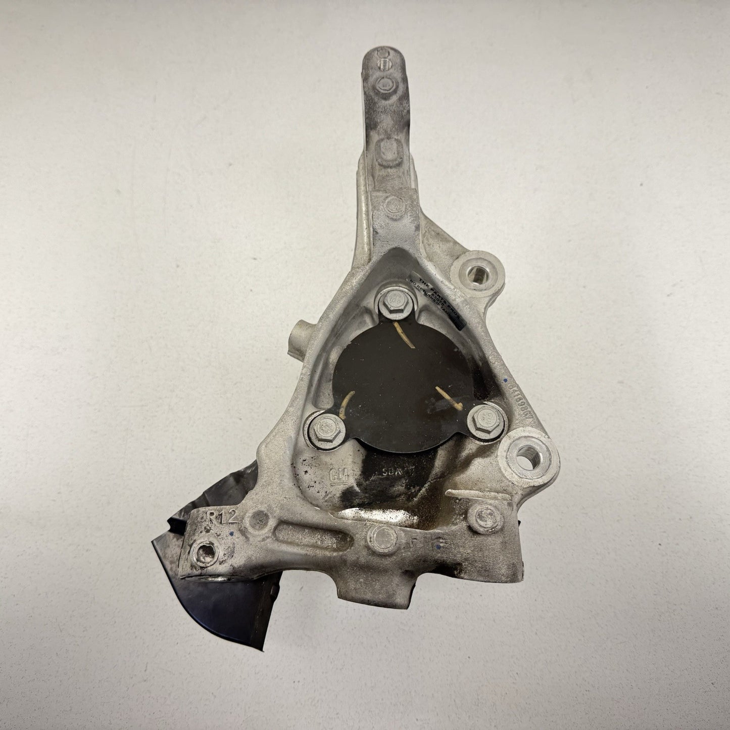 17-24 Chevrolet Camaro ZL1 Right Front Spindle Knuckle Hub Wheel Bearing OEM
