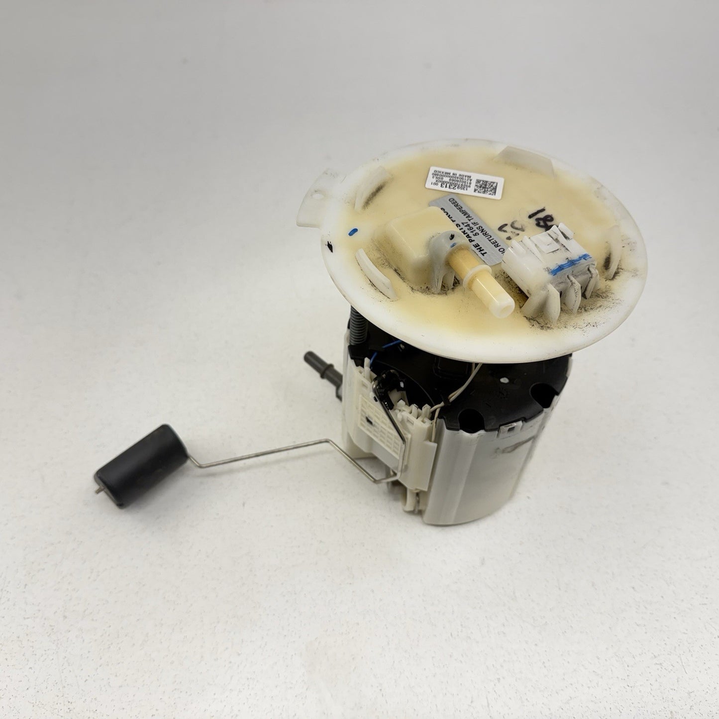 10-15 Chevrolet Camaro SS Gas Tank Fuel Pump Sending Unit Pair OEM
