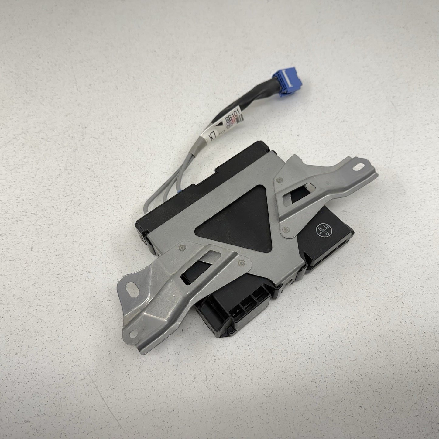 17-22 Toyota Prius / Prius Prime Telematics Transceiver Control Module OEM