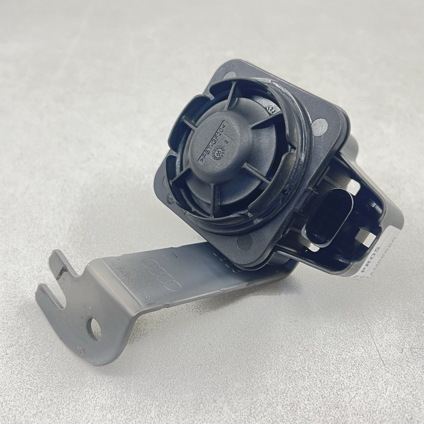 17-24 AUDI A4 S4 A5 S5 ANTI THEFT ALARM SIREN HORN CONTROL MODULE 5Q0951605A OEM