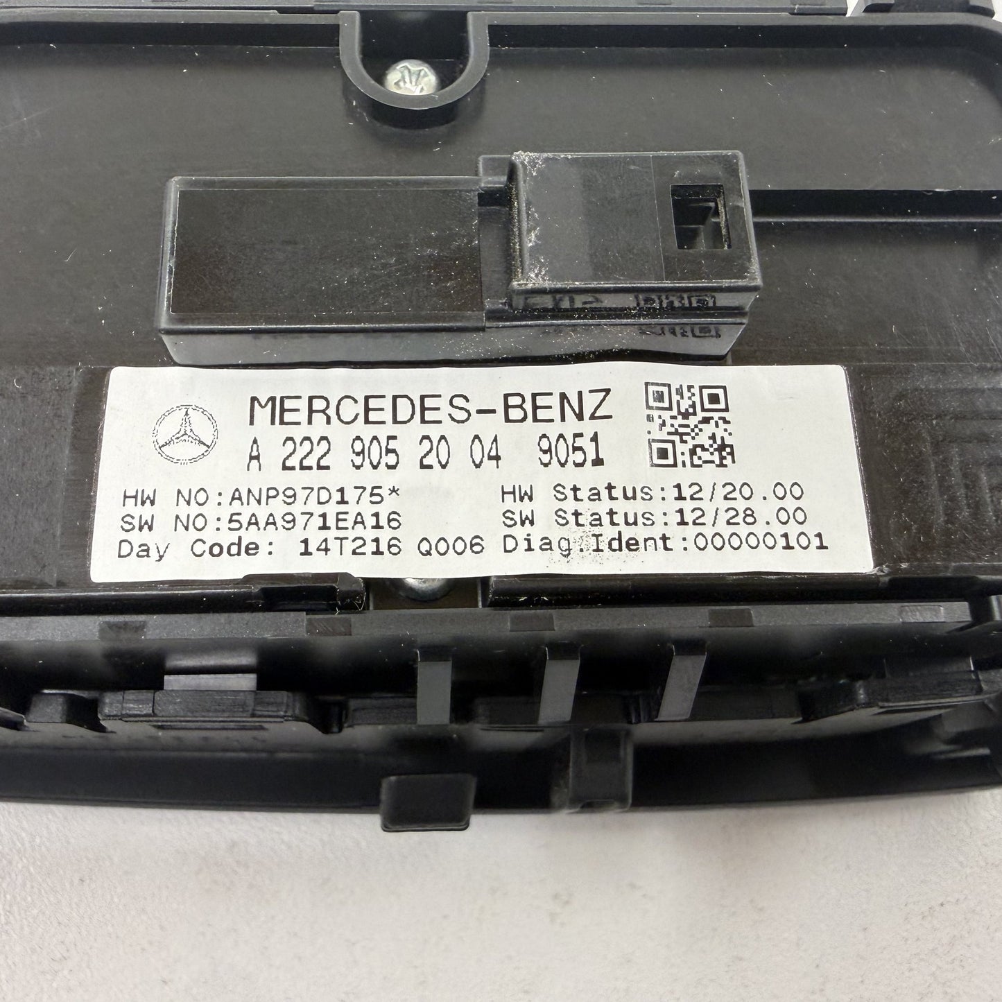 2014-2020 Mercedes-Benz S550 W222 Driver Left Front Master Window Switch OEM