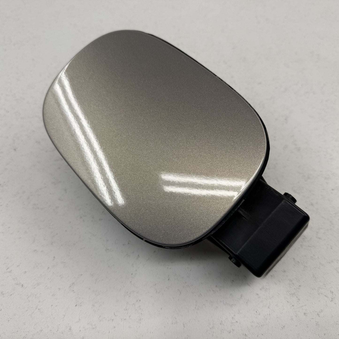 2014-2018 Bentley Flying Spur Fuel Tank Gas Cap Door Lid Cover 4W0809857A OEM