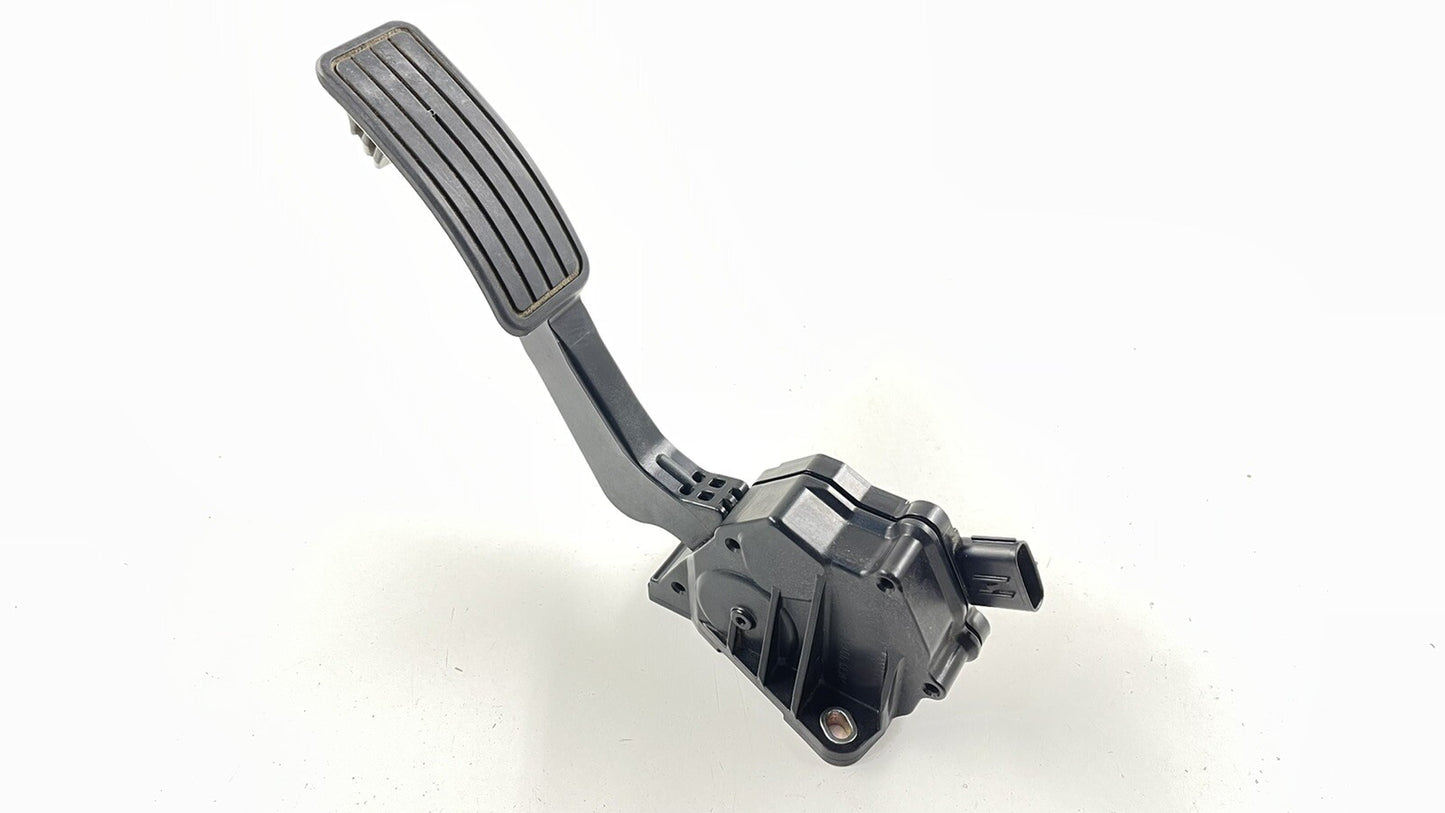 15-19 SUBARU LEGACY OUTBACK GAS PEDAL THROTTLE ACCELERATOR 36010AL040 OEM