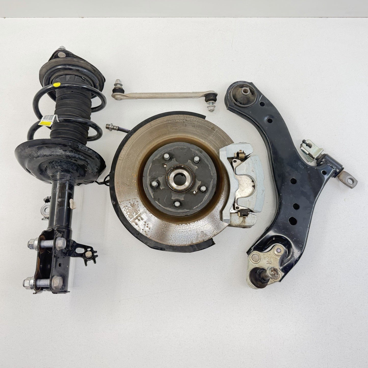 25-26 Toyota Camry XSE Passenger Right Front Suspension Knee Assembly Set OEM