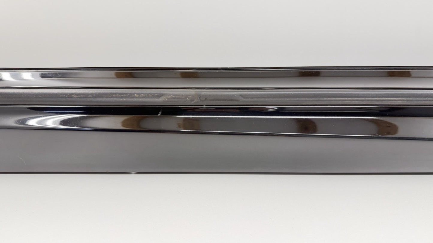 08-14 Lexus IS F Passenger Right Side Skirt Rocker Panel Cover Trim Obsidian OEM