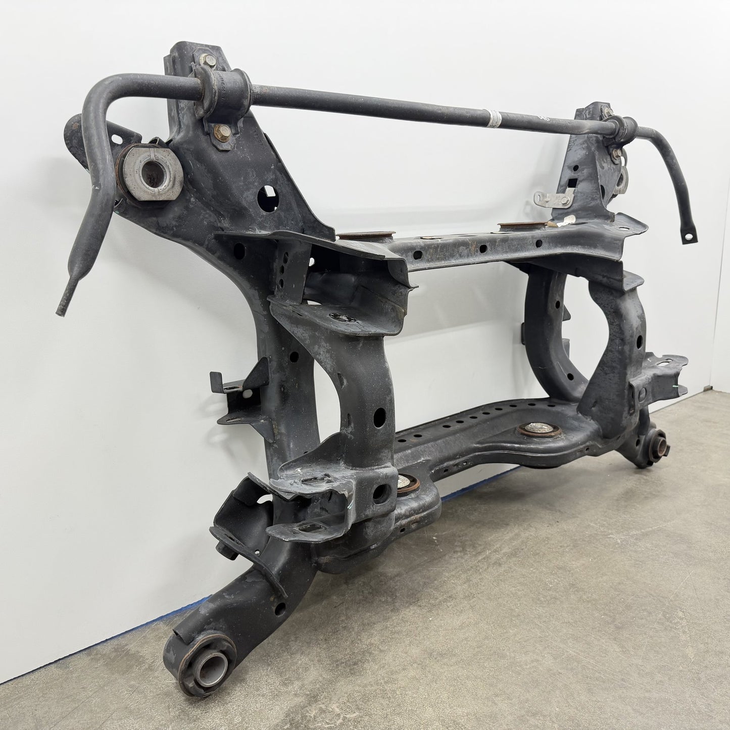 2015-2023 Ford Mustang GT Rear Suspension Subframe Crossmember JR3Z-5035-H OEM