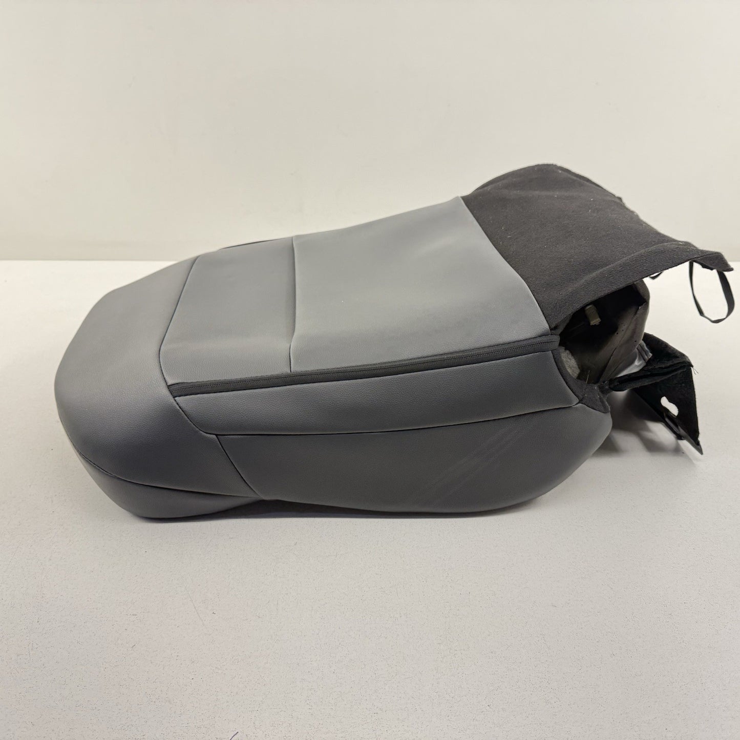 25-26 Toyota Camry XSE Left Front Upper Seat Cushion Heated Leather Black OEM