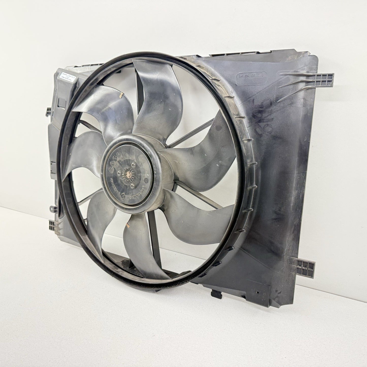 10-16 Mercedes W212 E350 Engine Radiator Cooling Fan Motor Shroud Assembly OEM